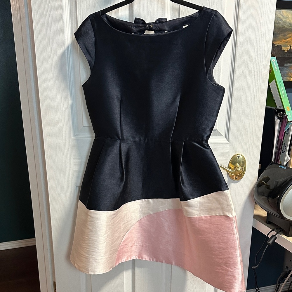 Kate Spade Gray and Black Dress